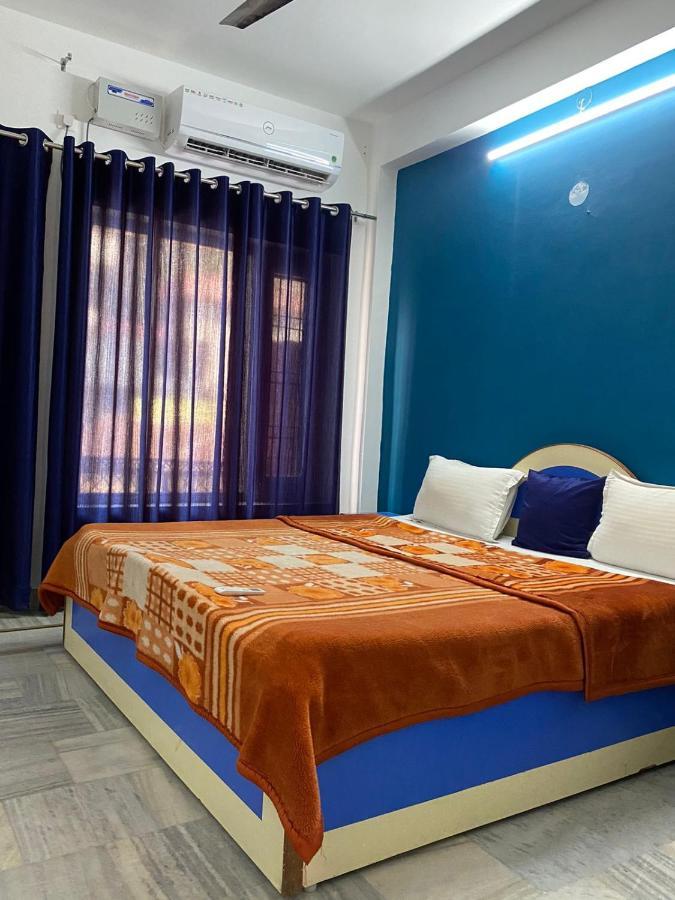 Hotel Surya Laxman Jhula Rishīkesh Eksteriør billede